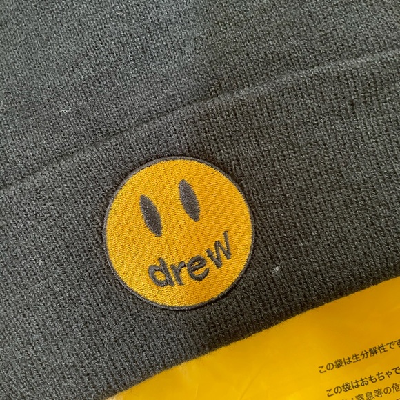 Drew beanie - Picture 1 of 4